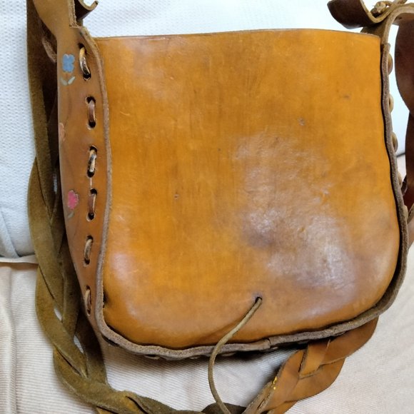 Vintage  PURSE LEATHER hobo tooled shoulder bag  for "Susan". late 60's- 70 - Picture 14 of 14
